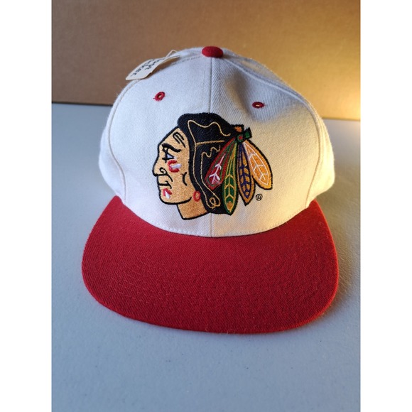 Vtg Chicago Blackhawks Snapback Cap Hat 100% Wool Grossman NHL Foot Locker NOS